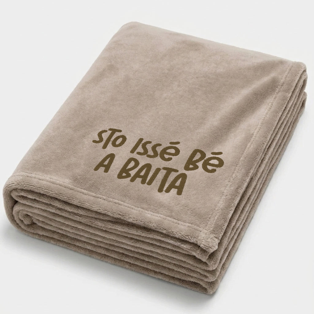 Coperta ricamata - Sto issè bè a baita