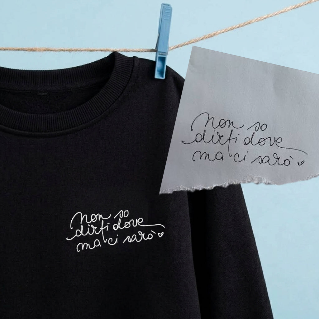 Felpa con Ricamo Personalizzato – Calligrafia