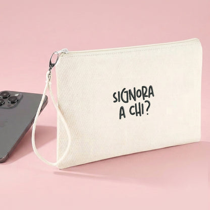 Pochette Ricamata – Signora a chi?