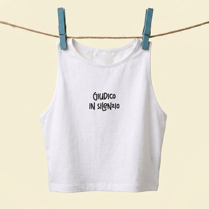 Crop Top ricamato – Giudico in silenzio